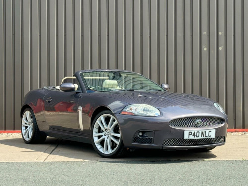 Jaguar XKR  4.2 V8