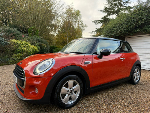 MINI Hatch  1.5 Cooper Steptronic (s/s) 3dr