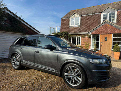 Audi Q7  3.0 TDI V6 Black Edition Tiptronic quattro Euro 6 (s/s) 5dr