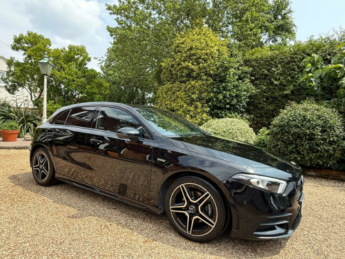 Mercedes-Benz A-Class  2.0 A200d AMG Line Edition (Executive) 8G-DCT Euro 6 (s/s) 5dr