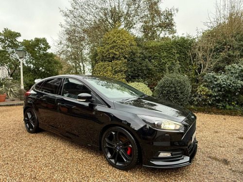 Ford Focus  2.0T EcoBoost ST-3 Hatchback 5dr Petrol Manual Euro 6 (s/s) (250 ps)