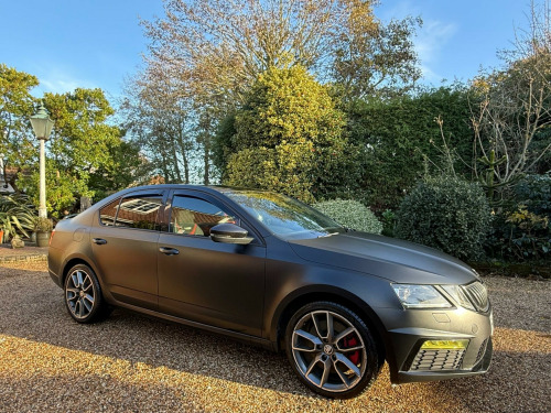 Skoda Octavia  2.0 TSI vRS Hatchback 5dr Petrol Manual Euro 6 (s/s) (230 ps)