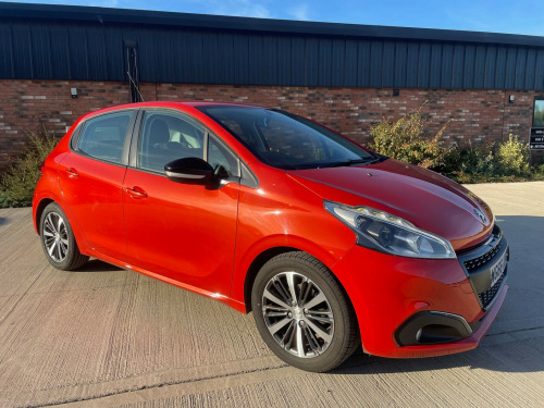 Peugeot 208  1.2 PureTech Active Design Menthol 5dr