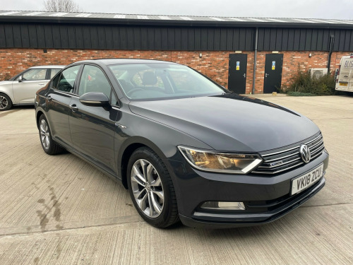 Volkswagen Passat  1.6 TDI Bluemotion 4dr