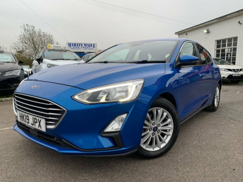 Ford Focus  1.0T EcoBoost Titanium Hatchback 5dr Petrol Manual