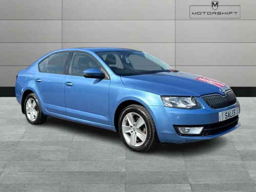 Skoda Octavia  2.0 TDI SE Hatchback 5dr Diesel DSG Euro 5 (s/s) (