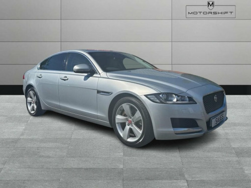 Jaguar XF  2.0d Portfolio Saloon 4dr Diesel Auto AWD Euro 6 (