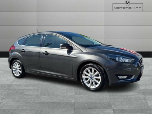 Ford Focus  1.0T EcoBoost Titanium Hatchback 5dr Petrol Manual