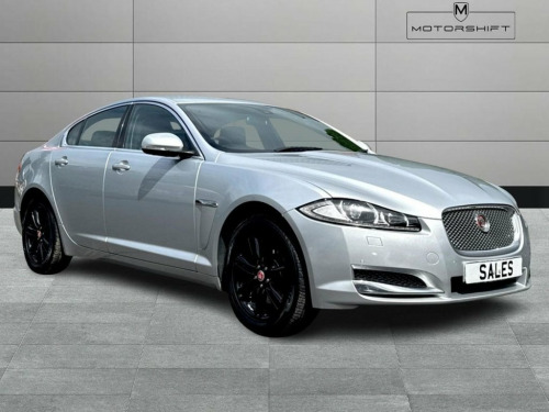 Jaguar XF  2.2d Luxury Saloon 4dr Diesel Auto Euro 5 (s/s) (1