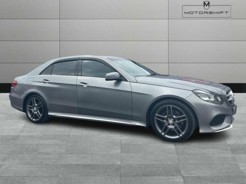 Mercedes-Benz E-Class E220 2.1 E220 CDI AMG Sport Saloon 4dr Diesel G-Tronic+