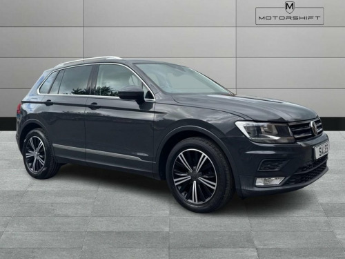 Volkswagen Tiguan  2.0 TDI BlueMotion Tech SE Navigation SUV 5dr Dies