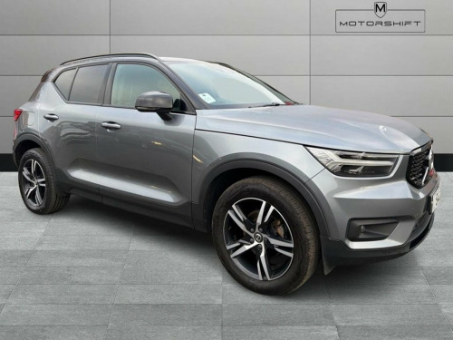 Volvo XC40  1.5 T3 R-Design SUV 5dr Petrol Manual Euro 6 (s/s)
