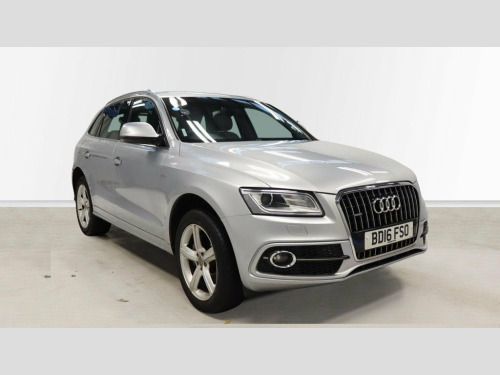 Audi Q5  2.0 TDI S line SUV 5dr Diesel S Tronic quattro Eur