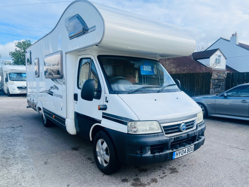 Suzuki Lifestyle  6 Berth.  4 belted seats. Fixed Rear Bed. Garage. Solar panel. MOT June 202