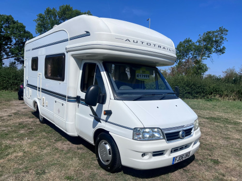Auto-Trail Cheyenne  New MOT   Cruise control. Solar panel. Reversing camera 