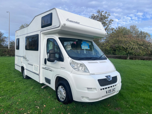 Elddis Sunseeker 130  Only 16000 miles.  Only 2 owners. 6 speed manual. Rear belts    Service his