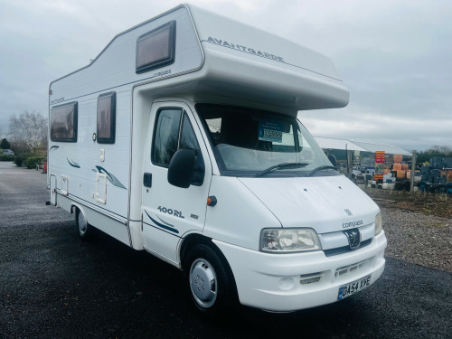 Jeep AVANTGARDE  4 berth.  Rear lap belts. 