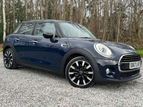 MINI Hatch  1.5 Cooper Auto 5dr