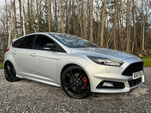 Ford Focus  2.0 Focus ST-3 T 5dr