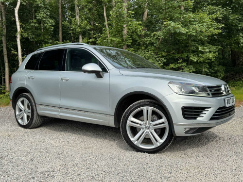 Volkswagen Touareg  3.0 Touareg V6 R-Line+ TDI BlueMotion Technology Auto 4WD 5dr