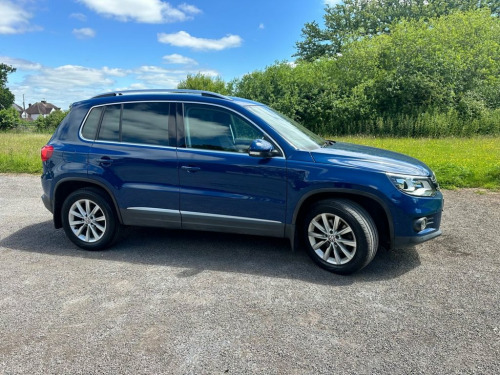 Volkswagen Tiguan  2.0 SE TDI 4MOTION 5d 168 BHP JUST 2 OWNERS FROM N