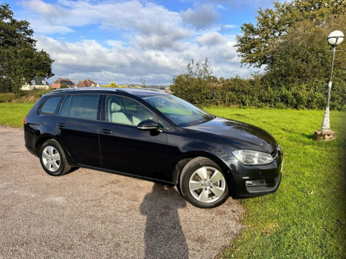 Volkswagen Golf  1.6 TDI BlueMotion Tech SE Estate 5dr Diesel Manua