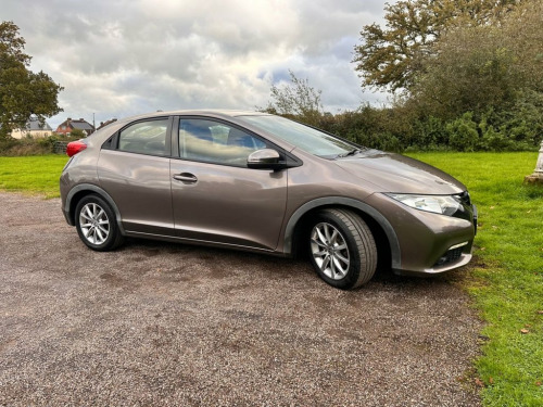 Honda Civic  1.8 i-VTEC ES Hatchback 5dr Petrol Manual Euro 5 (