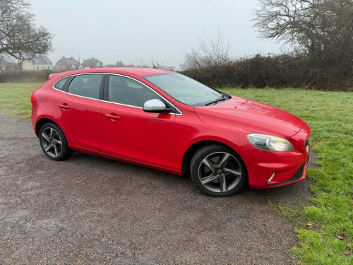 Volvo V40  2.0 D4 R-Design Lux Nav Hatchback 5dr Diesel Geart