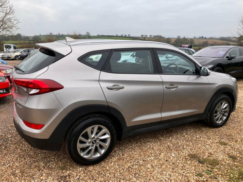 Hyundai Tucson  1.7 CRDi Blue Drive SE SUV 5dr Diesel Manual Euro 