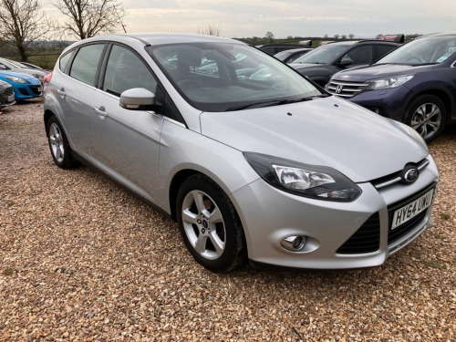 Ford Focus  1.6 TDCi ECOnetic Zetec Navigator Hatchback 5dr Di