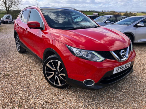 Nissan Qashqai  1.5 dCi Tekna SUV 5dr Diesel Manual 2WD Euro 6 (s/