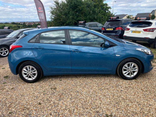 Hyundai i30  1.4 Active Hatchback 5dr Petrol Manual Euro 5 (100