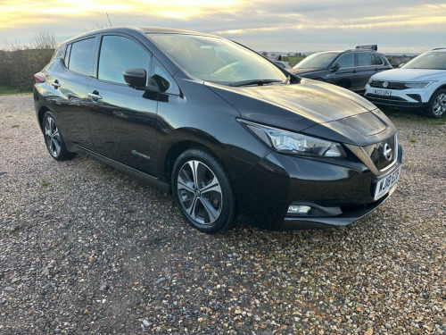 Nissan Leaf  40kWh Tekna Hatchback 5dr Electric Auto (150 ps) A