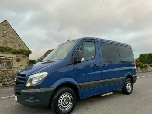 Mercedes-Benz Sprinter  2.1 210 CDi BlueEFFICIENCY 7G-Tronic RWD L1 4dr