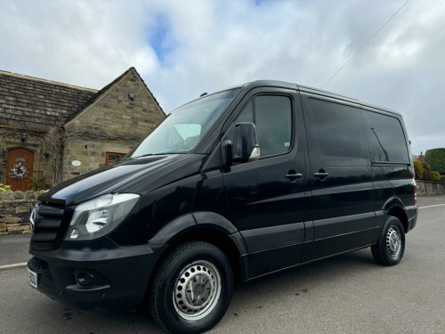 Mercedes-Benz Sprinter  2.1 210 CDi BlueEFFICIENCY 7G-Tronic RWD L1 4dr