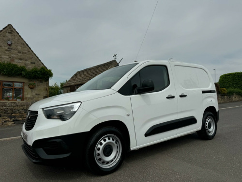 Vauxhall Combo  1.5 Turbo D 2300 Dynamic L1 H1 Euro 6 4dr