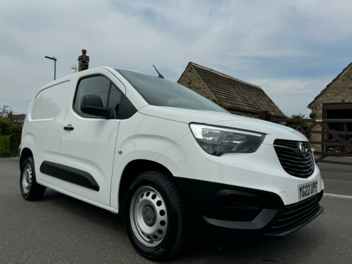 Vauxhall Combo  1.5 Turbo D 2300 Dynamic L1 H1 Euro 6 4dr