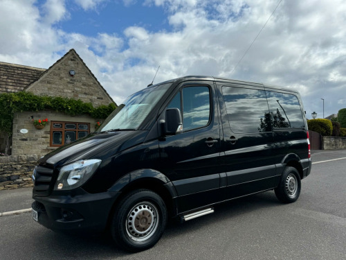 Mercedes-Benz Sprinter  2.1 210 CDi BlueEFFICIENCY 7G-Tronic RWD L1 4dr