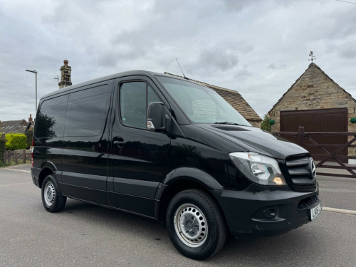 Mercedes-Benz Sprinter  2.1 210 CDi BlueEFFICIENCY 7G-Tronic RWD L1 4dr