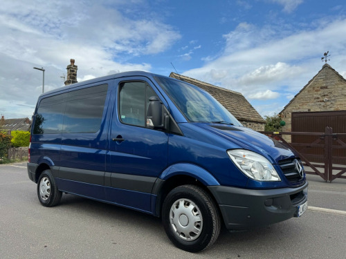 Mercedes-Benz Sprinter  2.1 210 CDi BlueEFFICIENCY 7G-Tronic RWD L1 4dr
