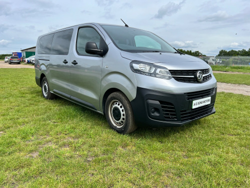 Vauxhall Vivaro  COMBI L 6-Door