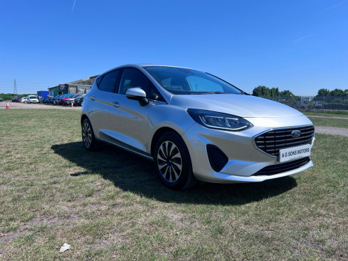 Ford Fiesta TITANIUM 5-Door