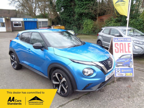 Nissan Juke  1.0 DIG-T TEKNA 5d 113 BHP one owner 42k manual bl