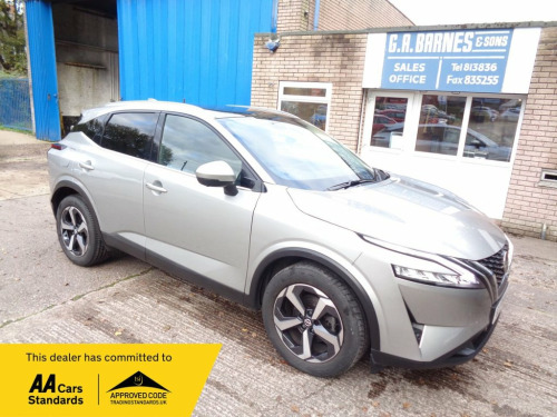 Nissan Qashqai  1.3 DIG-T MHEV N-Connecta SUV 5dr Petrol Hybrid Ma