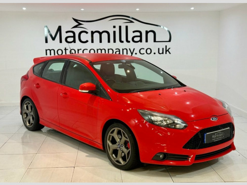 Ford Focus  2.0T EcoBoost ST-3 Hatchback 5dr Petrol Manual Eur