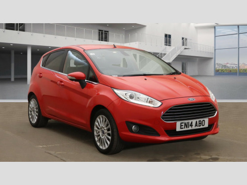 Ford Fiesta TITANIUM 5-Door