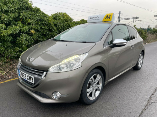 Peugeot 208  1.2 VTi Allure Euro 5 3dr