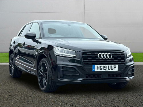 Audi Q2 TFSI BLACK EDITION