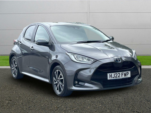 Toyota Yaris DESIGN FHEV