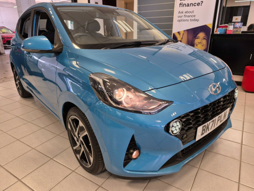 Hyundai i10  1.2 Premium Hatchback 5dr Petrol Auto Euro 6 (s/s) (84 ps)
